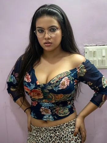 escorts in Indore